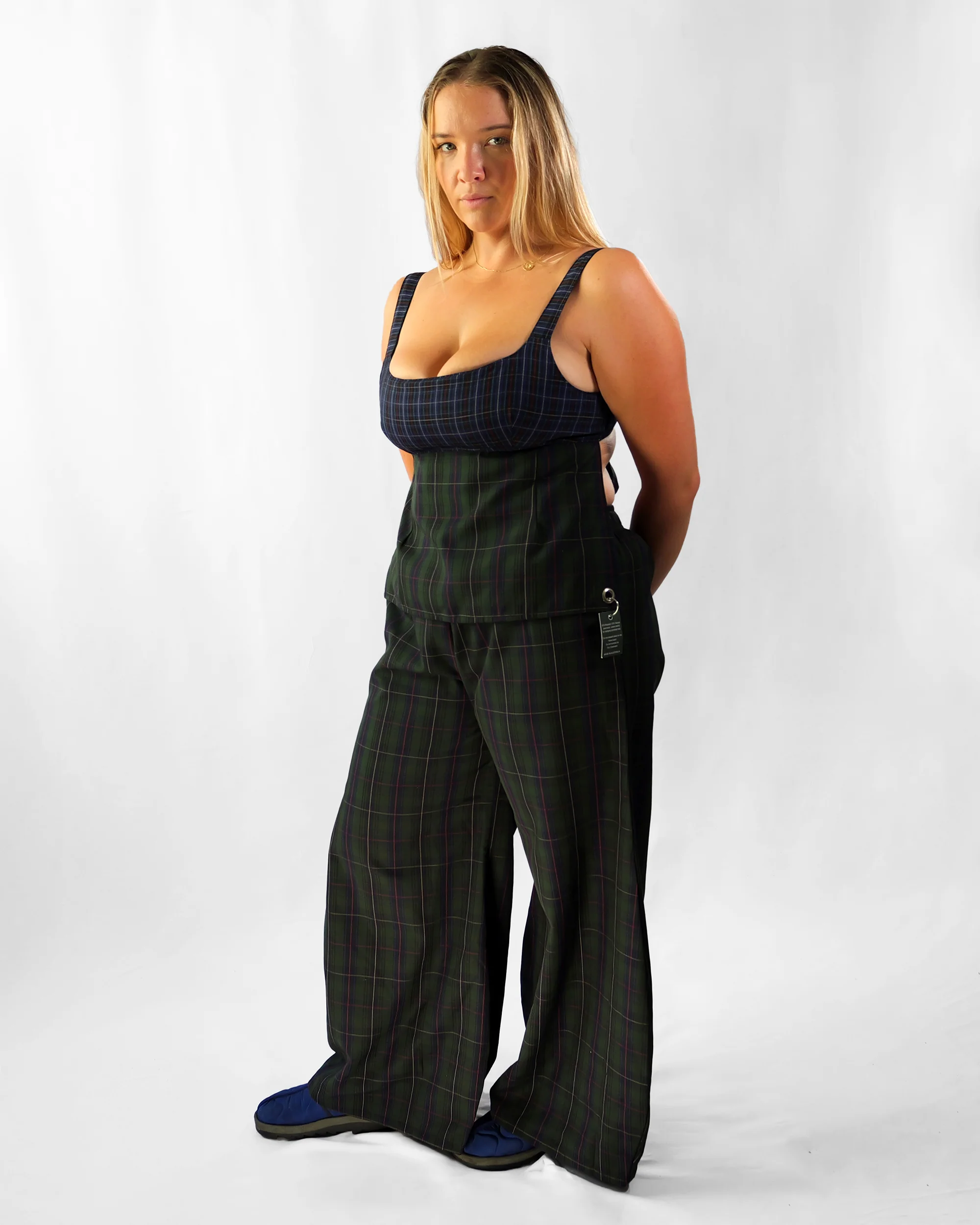 Puff Pant in Moss - Image 11