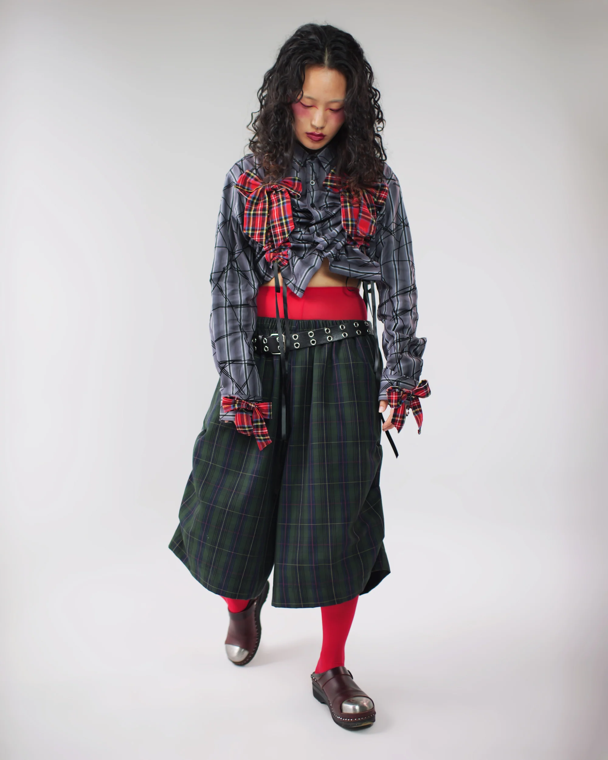 Kenji Shorts in Moss - Image 13